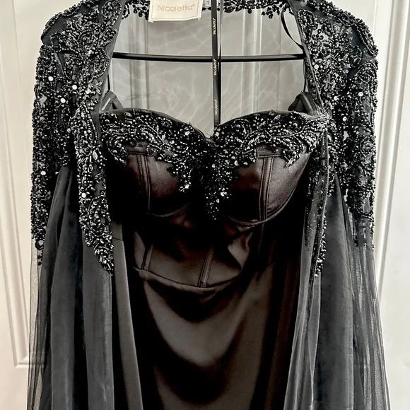 Black Evening gown strapless formal dress with cape for mother of the bride - Picture 5 of 13
